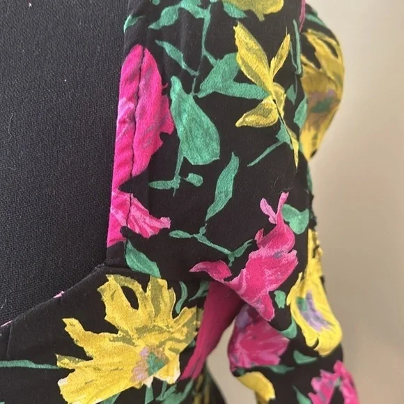 Zara Floral Long Sleeve Cropped Blouse - NWT - Picture 4 of 6